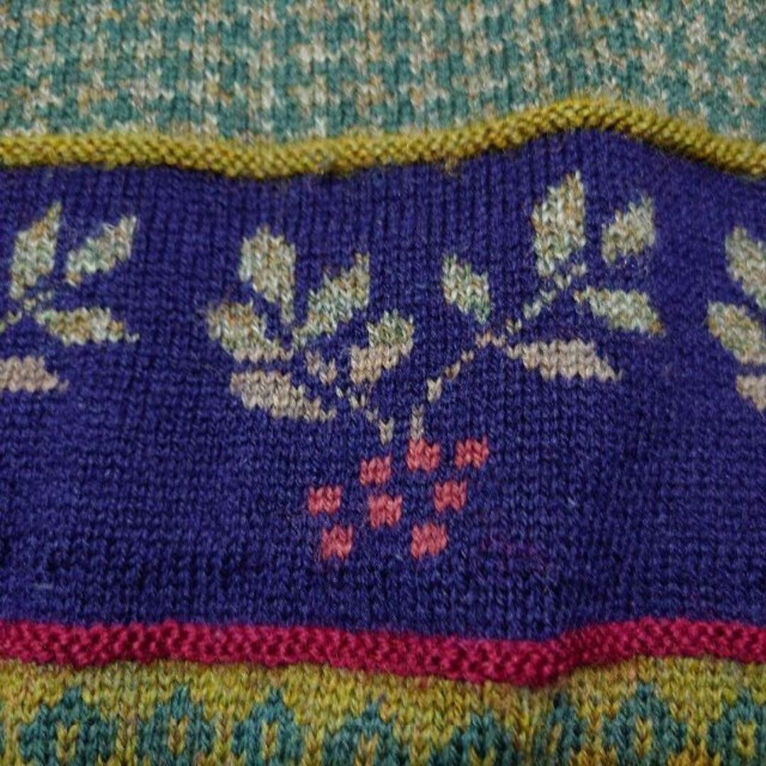 良デザイン PURE NEW WOOL 総柄ニットセーター 古着 植物 葉っぱ