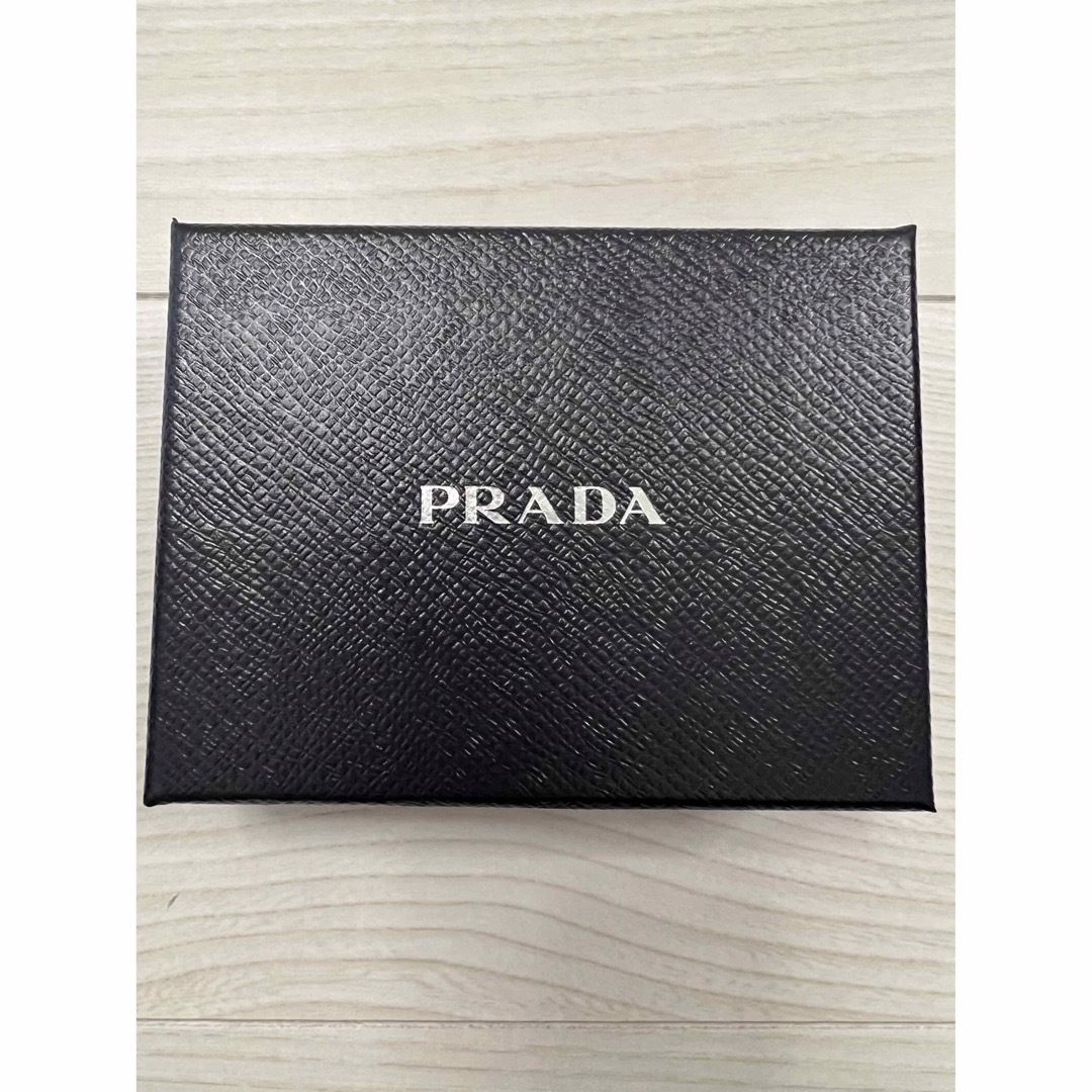 PRADA サフィアーノ シャイン 名刺入れ カードケース