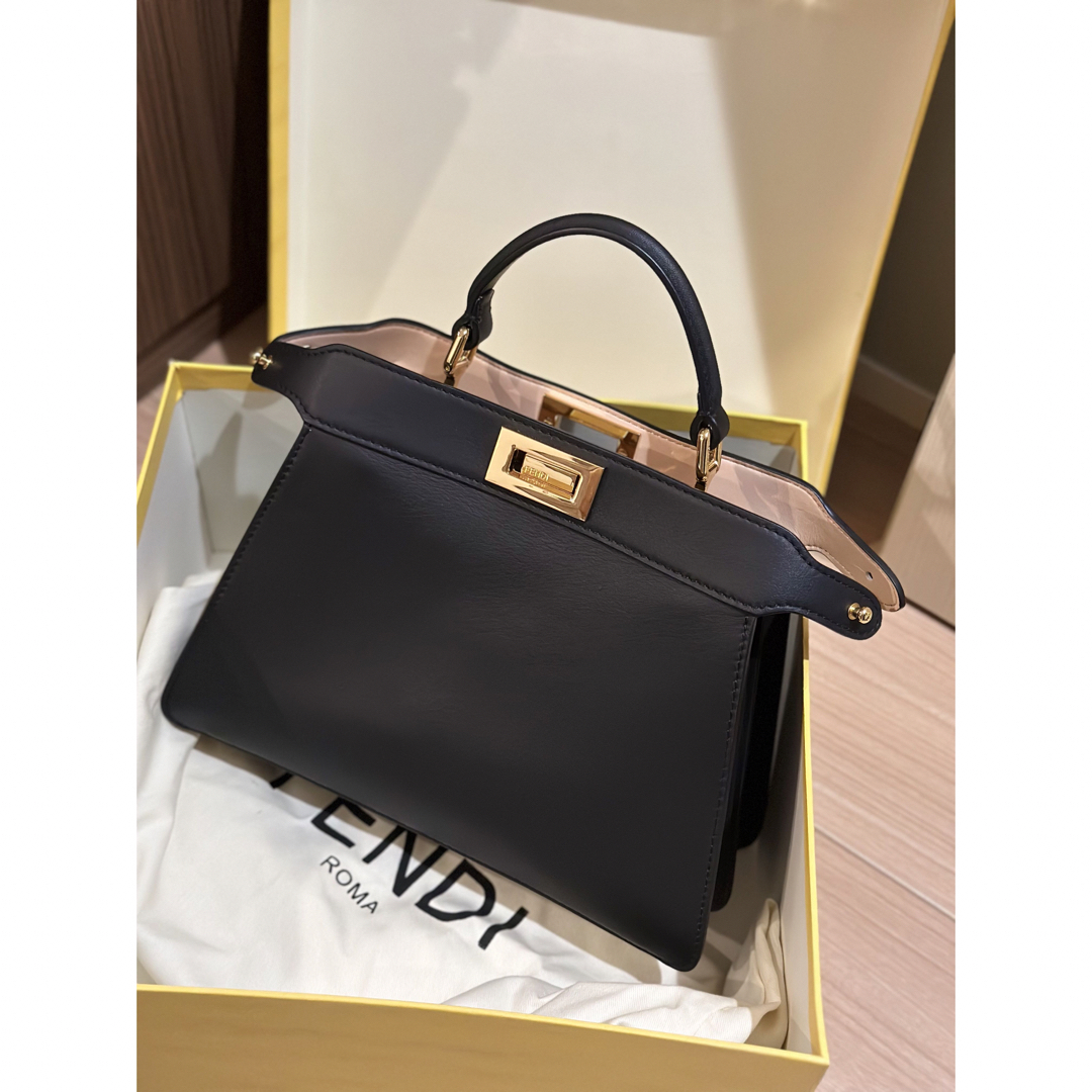 【大幅値下げ】FENDI ピーカブー