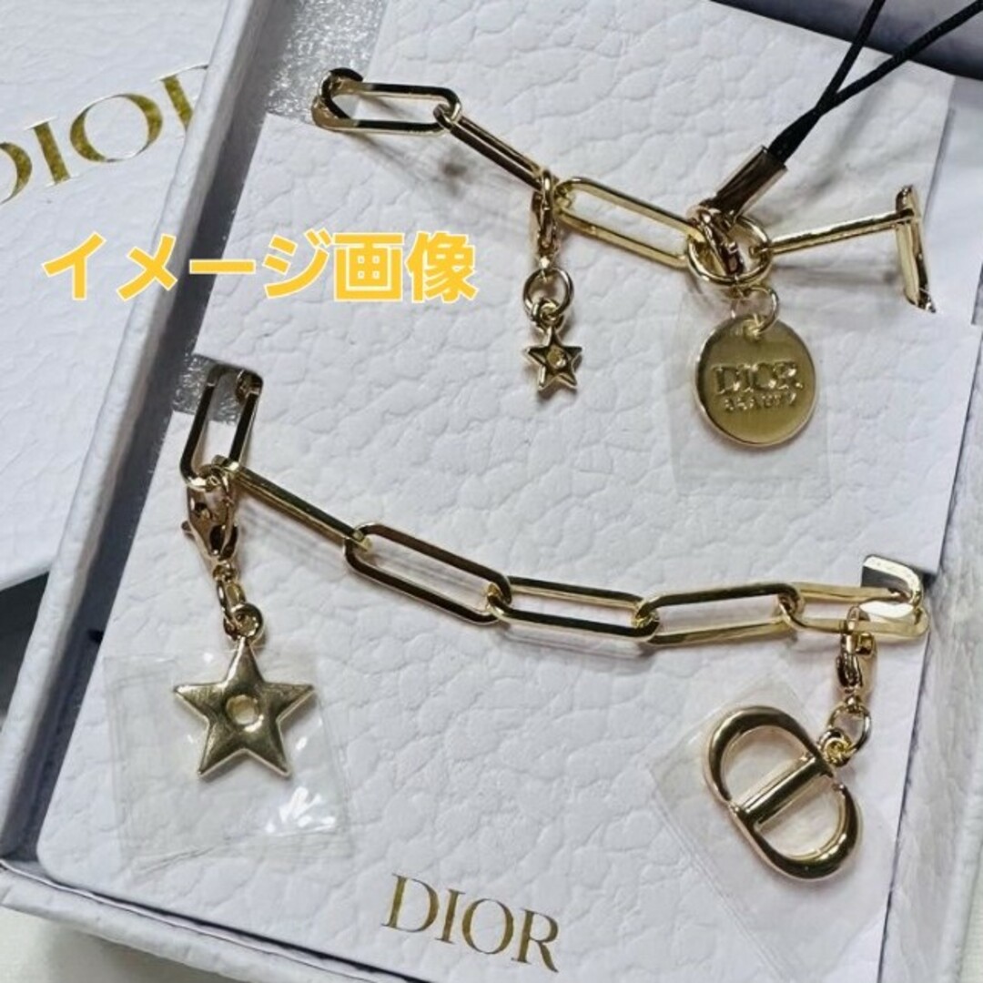 Dior(ディオール)のディオール　ゴールド　チャーム　ストラップ レディースのアクセサリー(チャーム)の商品写真