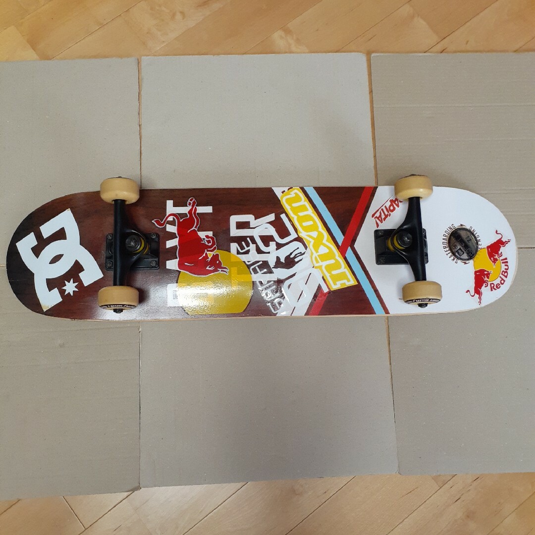 スケボー コンプリート 31インチ  ABEC7ベアリング スポーツ/アウトドアのスポーツ/アウトドア その他(スケートボード)の商品写真