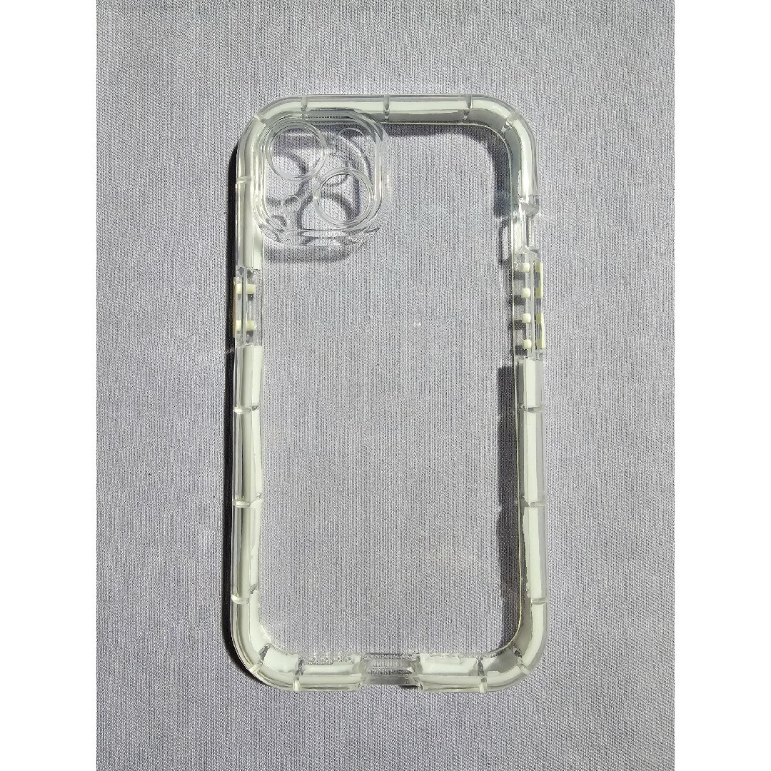 iPhone13 蓄光ケース（白） スマホ/家電/カメラのスマホアクセサリー(iPhoneケース)の商品写真