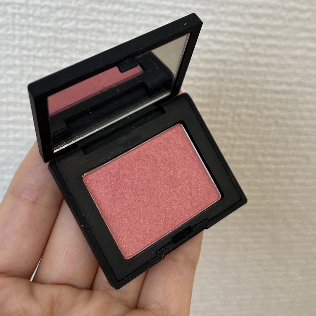 NARS(ナーズ)のNARS ブラッシュ ミニ / 4100 / 2.5 g コスメ/美容のベースメイク/化粧品(チーク)の商品写真