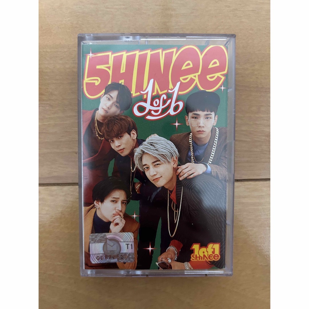 SHINee(シャイニー)のSHINee 1of1 カセットテープ限定盤 エンタメ/ホビーのCD(K-POP/アジア)の商品写真