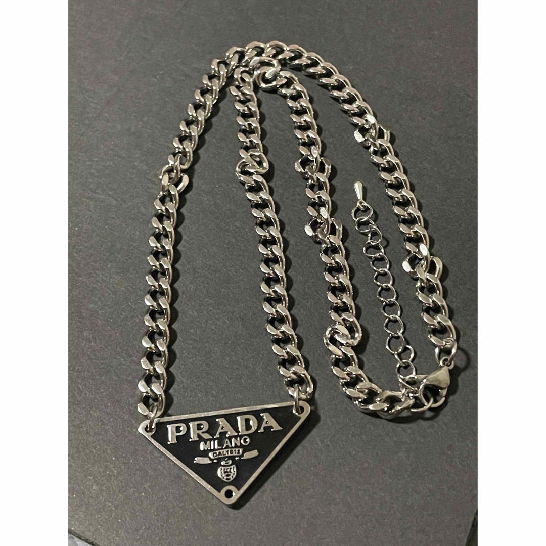 PRADA(プラダ)のプラダ　ネックレス　ヴィンテージチャーム レディースのアクセサリー(ネックレス)の商品写真