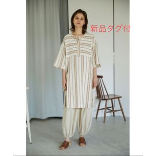 ブラックバイマウジー(BLACK by moussy)の新品未使用 ブラックバイマウジー ストライプ チュニック ブラウス ワンピース(シャツ/ブラウス(半袖/袖なし))