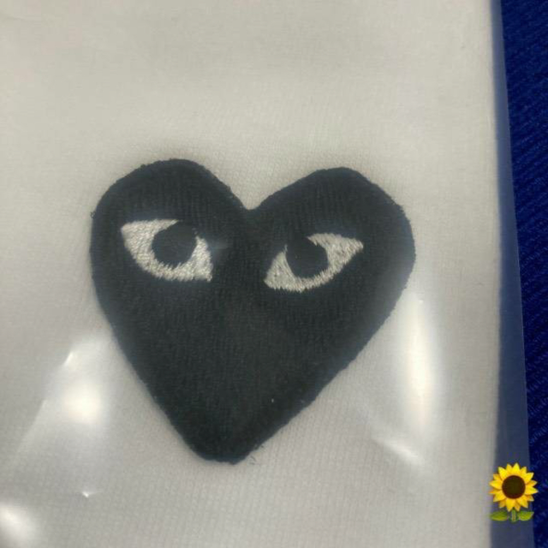 COMME des GARCONS(コムデギャルソン)の国内正規品 メンズXL プレイコムデギャルソン ブラックハート 白 長袖 メンズのトップス(Tシャツ/カットソー(七分/長袖))の商品写真