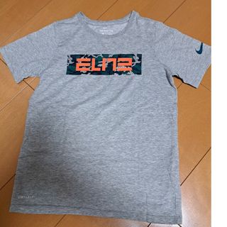 ナイキ(NIKE)のゆみ様専用　NIKE　Tシャツ2枚(Tシャツ/カットソー)