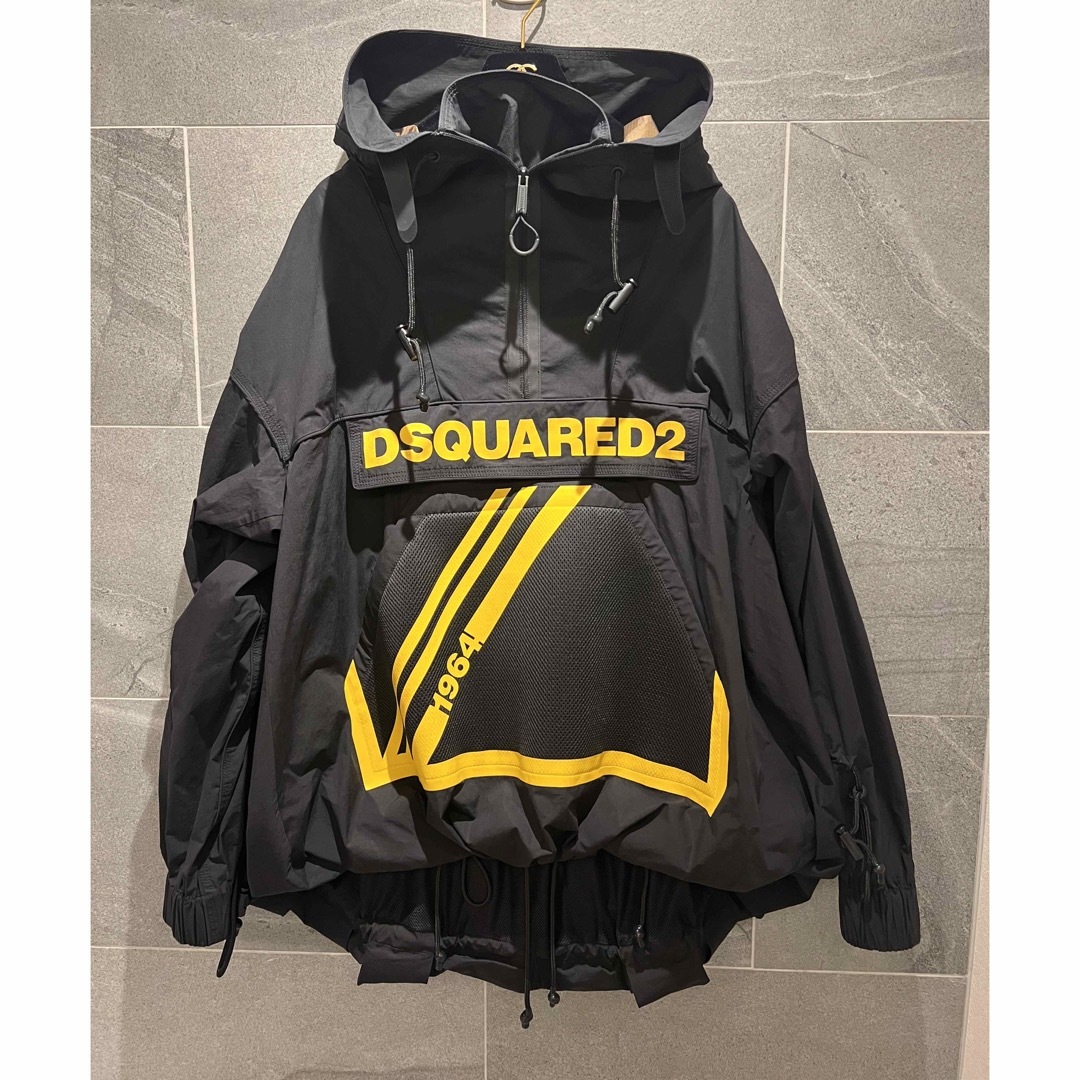 DSQUARED2(ディースクエアード)のDSQUARED2 ディースクエアード ナイロン パーカー レディースのトップス(パーカー)の商品写真