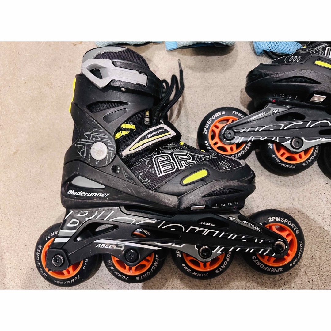 Rollerblade(ローラーブレード)のブレードランナー 17.5-20.5cm インラインスケート プロテクター付き スポーツ/アウトドアのスポーツ/アウトドア その他(その他)の商品写真