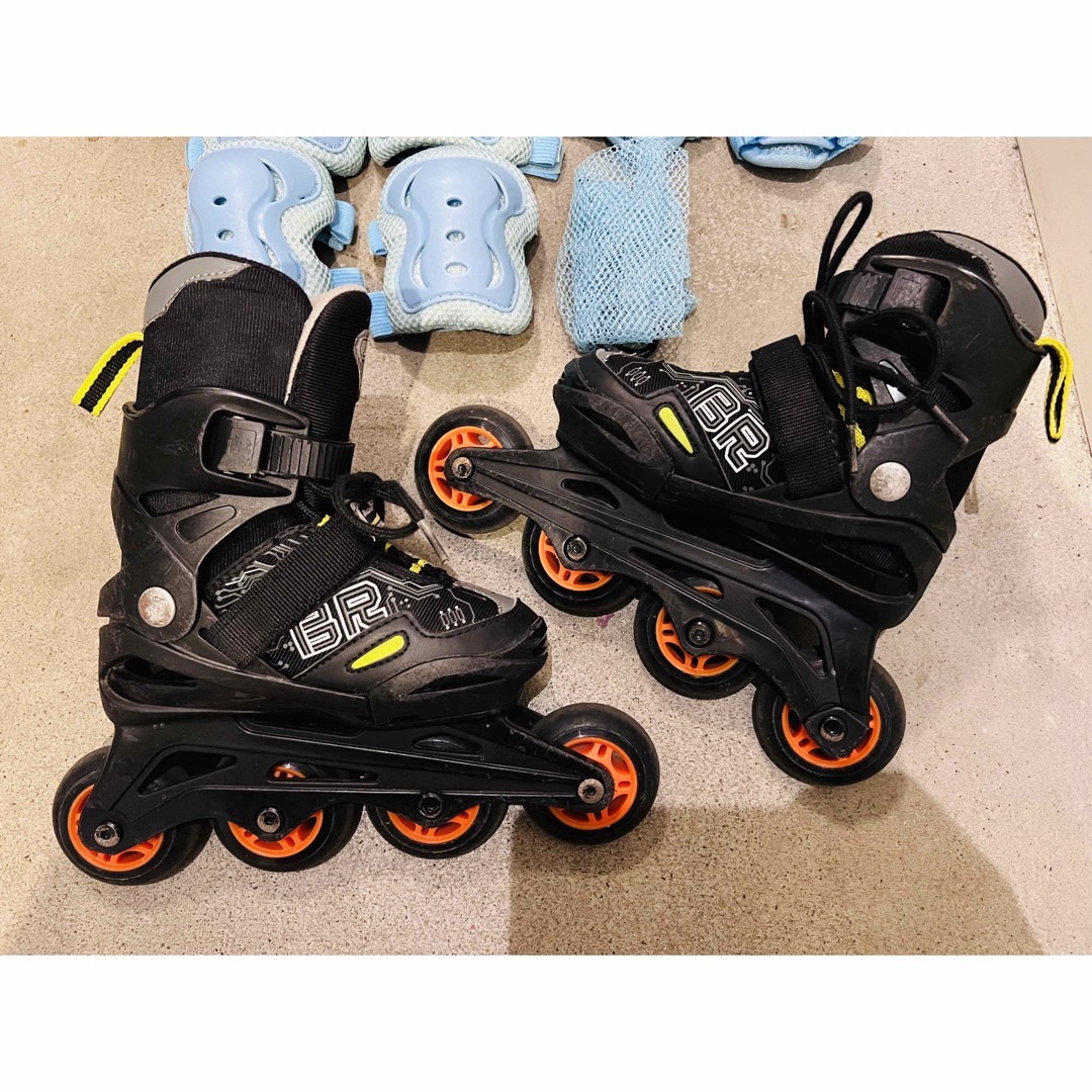 Rollerblade(ローラーブレード)のブレードランナー 17.5-20.5cm インラインスケート プロテクター付き スポーツ/アウトドアのスポーツ/アウトドア その他(その他)の商品写真