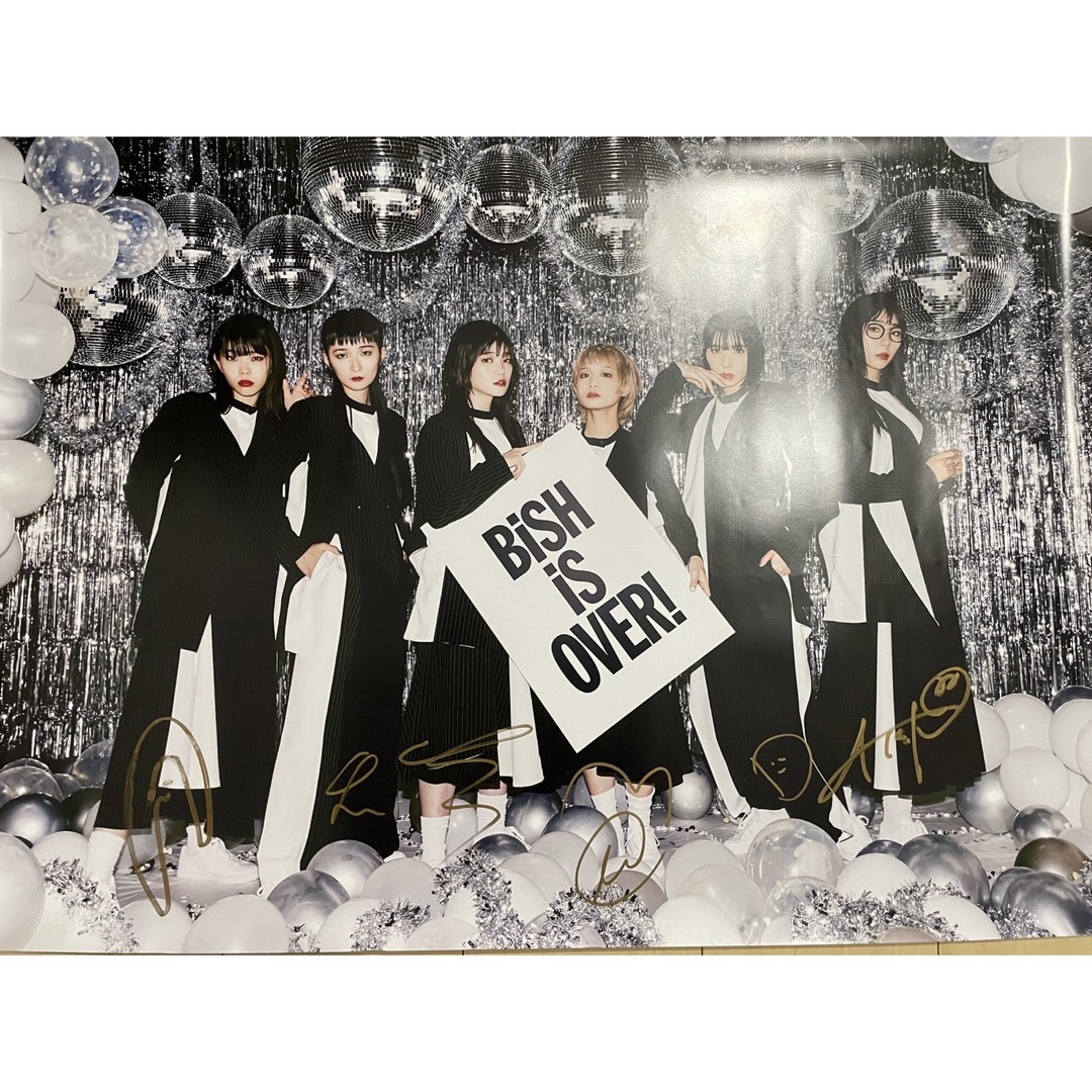 BiSH(ビッシュ)のBiSH/PEDRO ポスター まとめ売り（サイン付き有・別売り可・おまけ付き） エンタメ/ホビーのタレントグッズ(アイドルグッズ)の商品写真