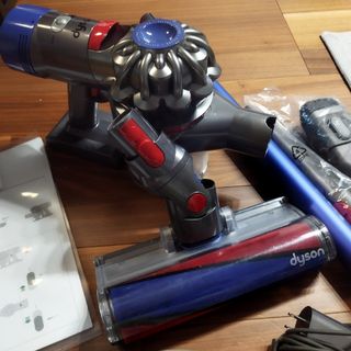 ダイソン(Dyson)のダイソン　V7　掃除機(その他)