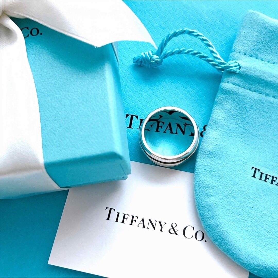 Tiffany & Co.(ティファニー)の美品✨ティファニーリンググルーブドダブルラインリング　17号シルバー指輪　メンズ メンズのアクセサリー(リング(指輪))の商品写真