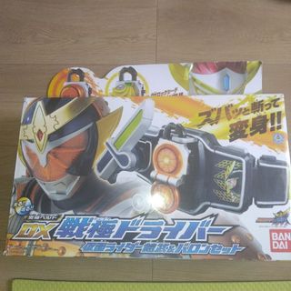 バンダイ(BANDAI)の仮面ライダーガイムベルトＤＸ戦極ドライバー＆ロックシードホルダースペシャルセット(その他)