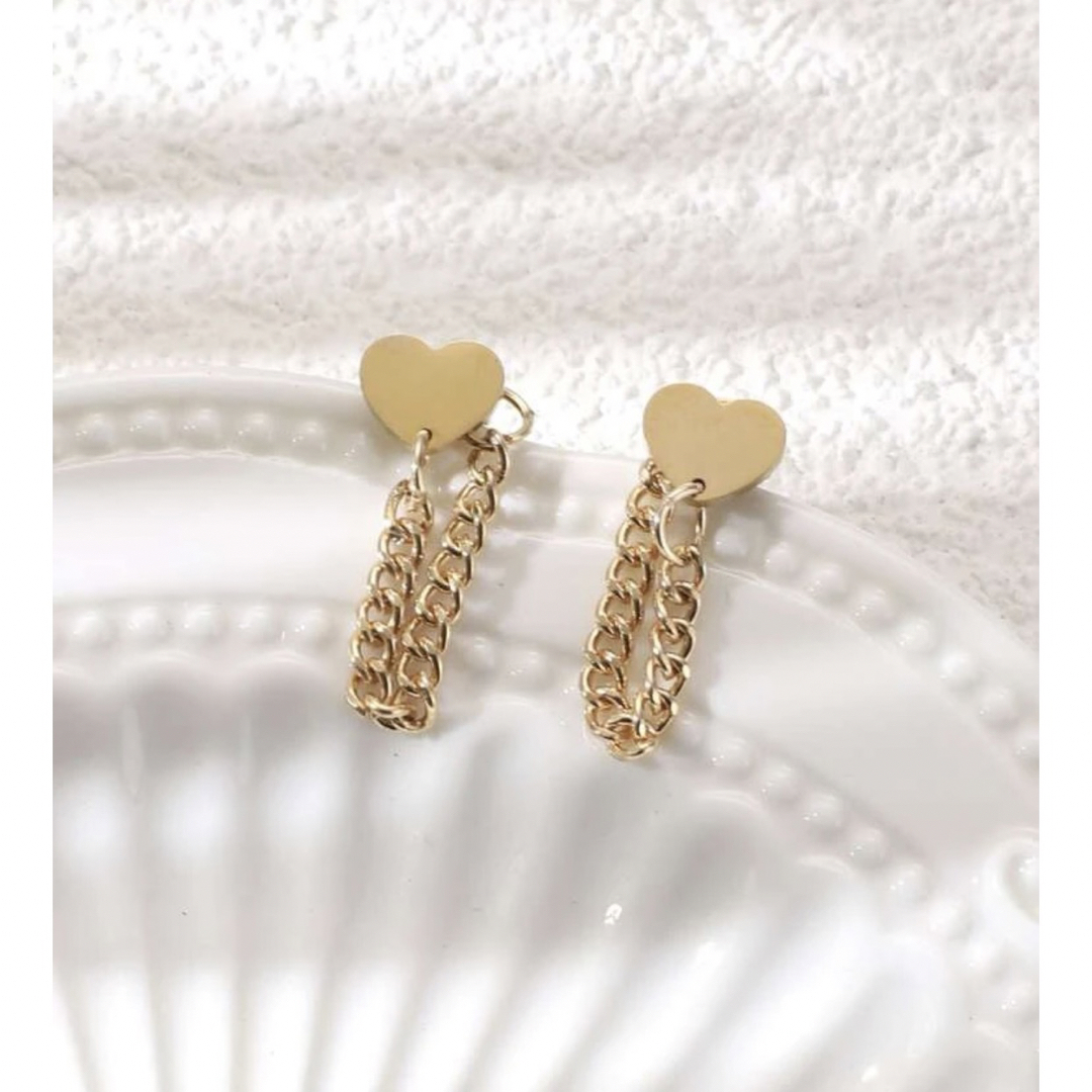 L'Appartement DEUXIEME CLASSE(アパルトモンドゥーズィエムクラス)の【Design heart chains pierce】#045 18k レディースのアクセサリー(ピアス)の商品写真