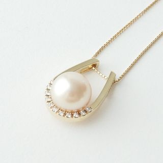 タサキ　11.5㎜ゴールデンパール×ダイヤ0.28ct  美品