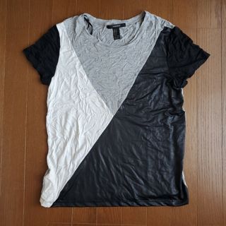 フォーエバートゥエンティーワン(FOREVER 21)のforever21 トップス カットソー Tシャツ モード(カットソー(半袖/袖なし))