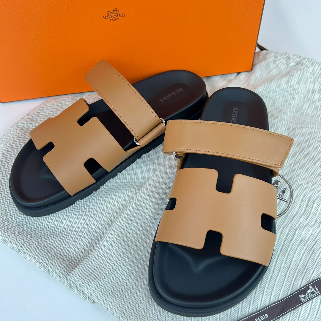 新品未使用　エルメス HERMES シプレ サンダル 40 ゴールド