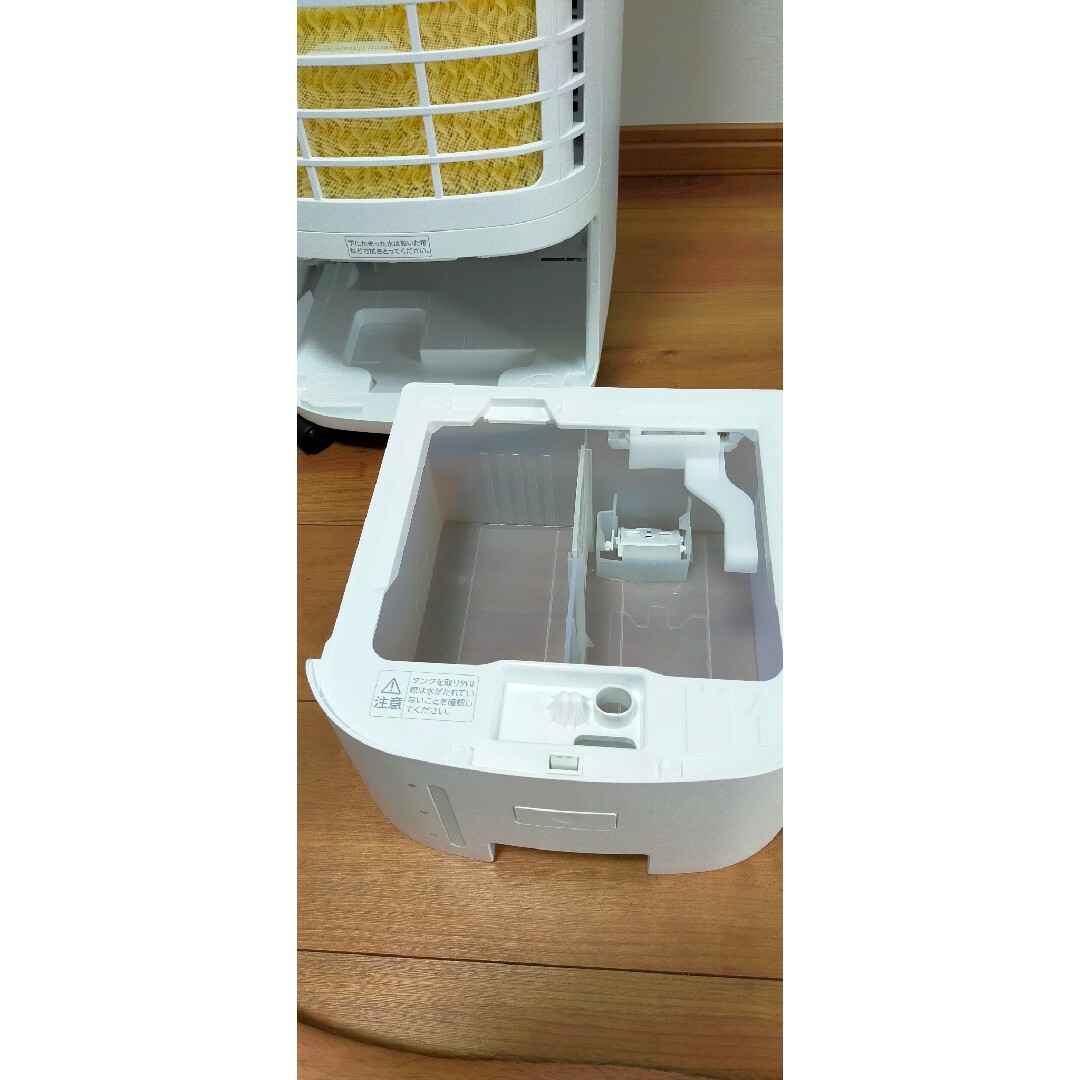アイリスオーヤマ マイコン式冷風扇 ホワイト CTF-01D冷暖房/空調