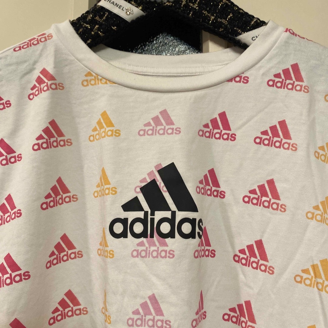 adidas(アディダス)のアディダス　半袖　Tシャツ レディースのトップス(Tシャツ(半袖/袖なし))の商品写真