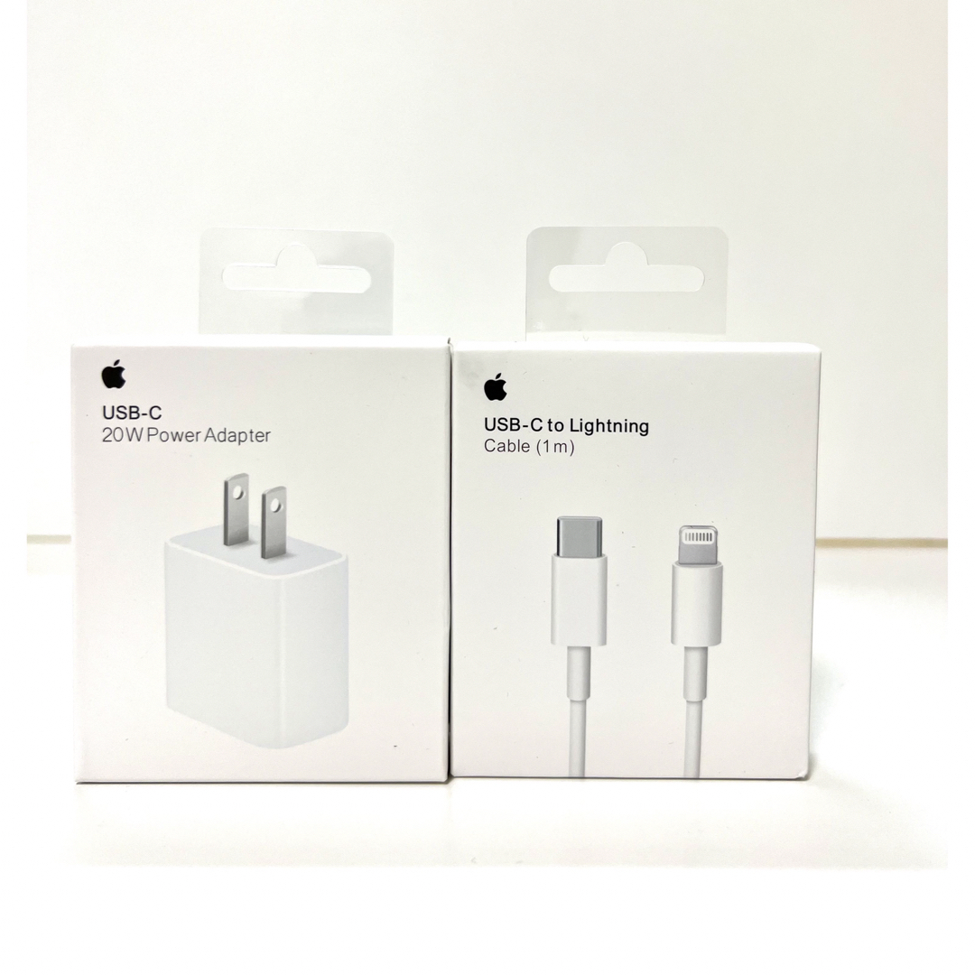 Mac (Apple)(マック)のApple純正 20W USB-C 電源アダプター Lightningケーブル  スマホ/家電/カメラのスマートフォン/携帯電話(バッテリー/充電器)の商品写真