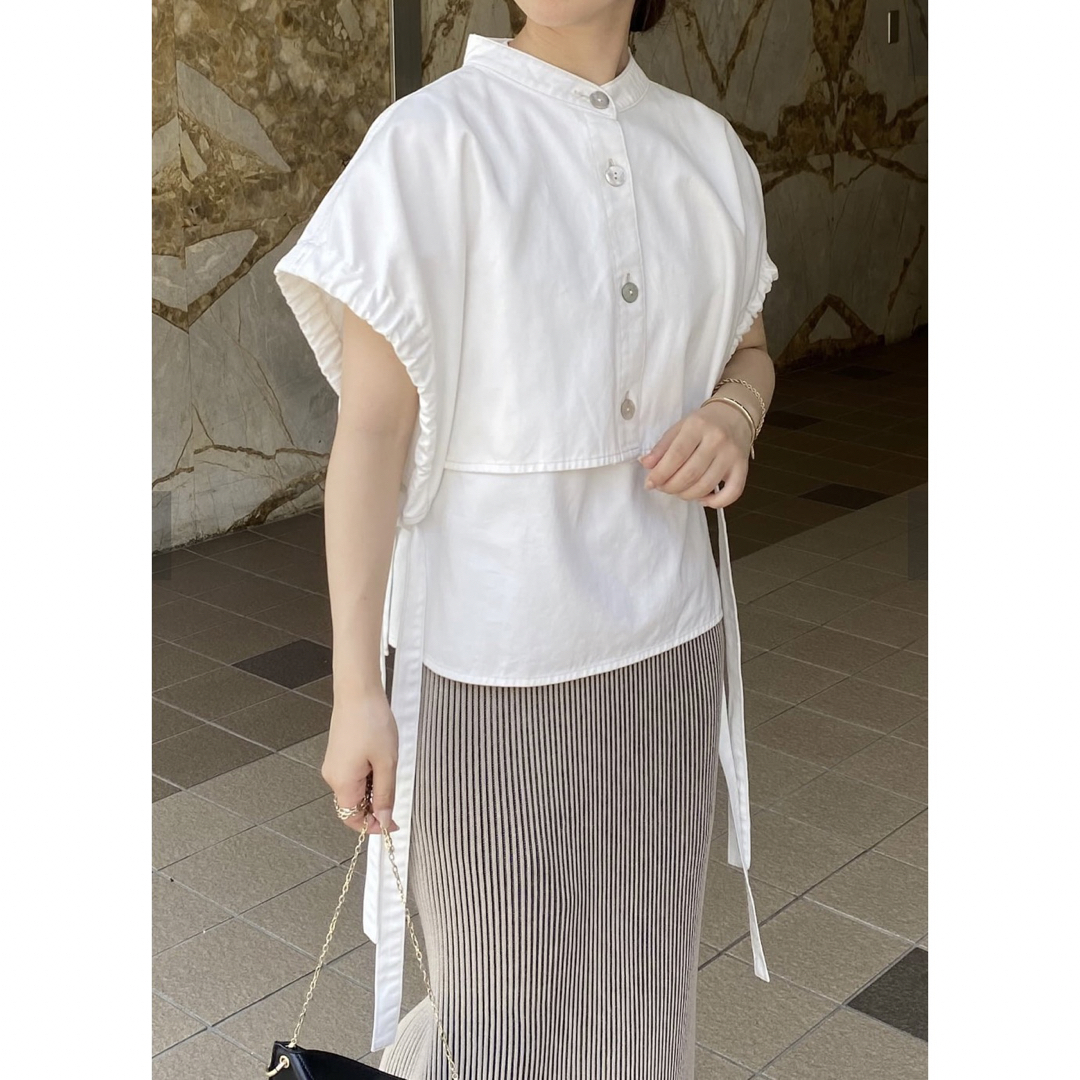 COLLAGE GALLARDAGALANTE(コラージュガリャルダガランテ)のQ.anos キュアノス　Shell multi blouse レディースのトップス(シャツ/ブラウス(半袖/袖なし))の商品写真
