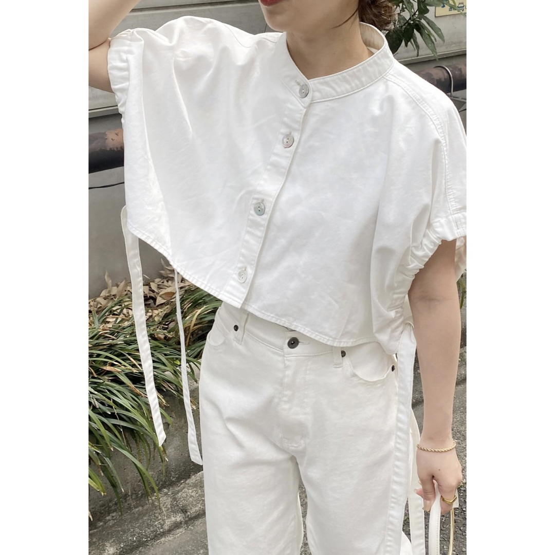 COLLAGE GALLARDAGALANTE(コラージュガリャルダガランテ)のQ.anos キュアノス　Shell multi blouse レディースのトップス(シャツ/ブラウス(半袖/袖なし))の商品写真