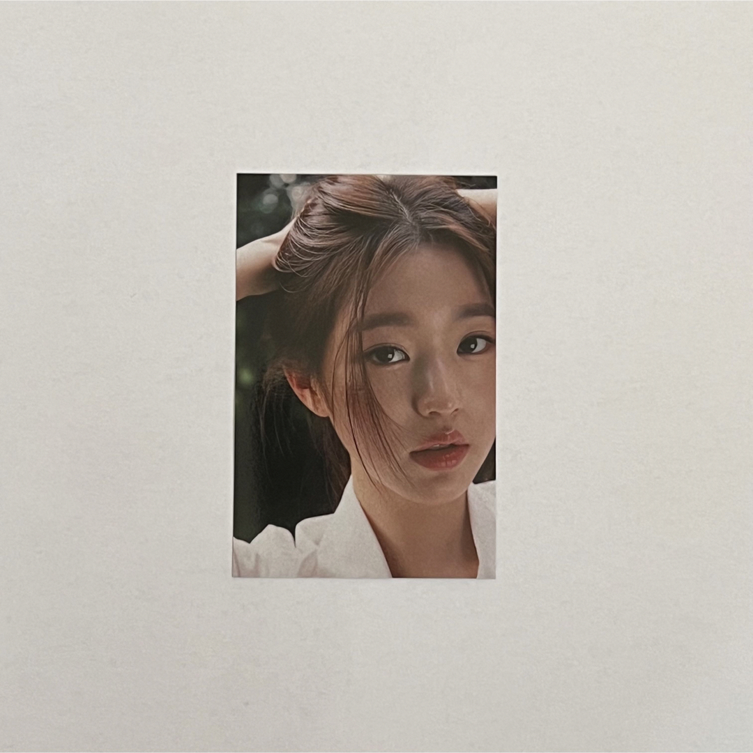 IVE(アイヴ)のウォニョン　トレカ エンタメ/ホビーのCD(K-POP/アジア)の商品写真