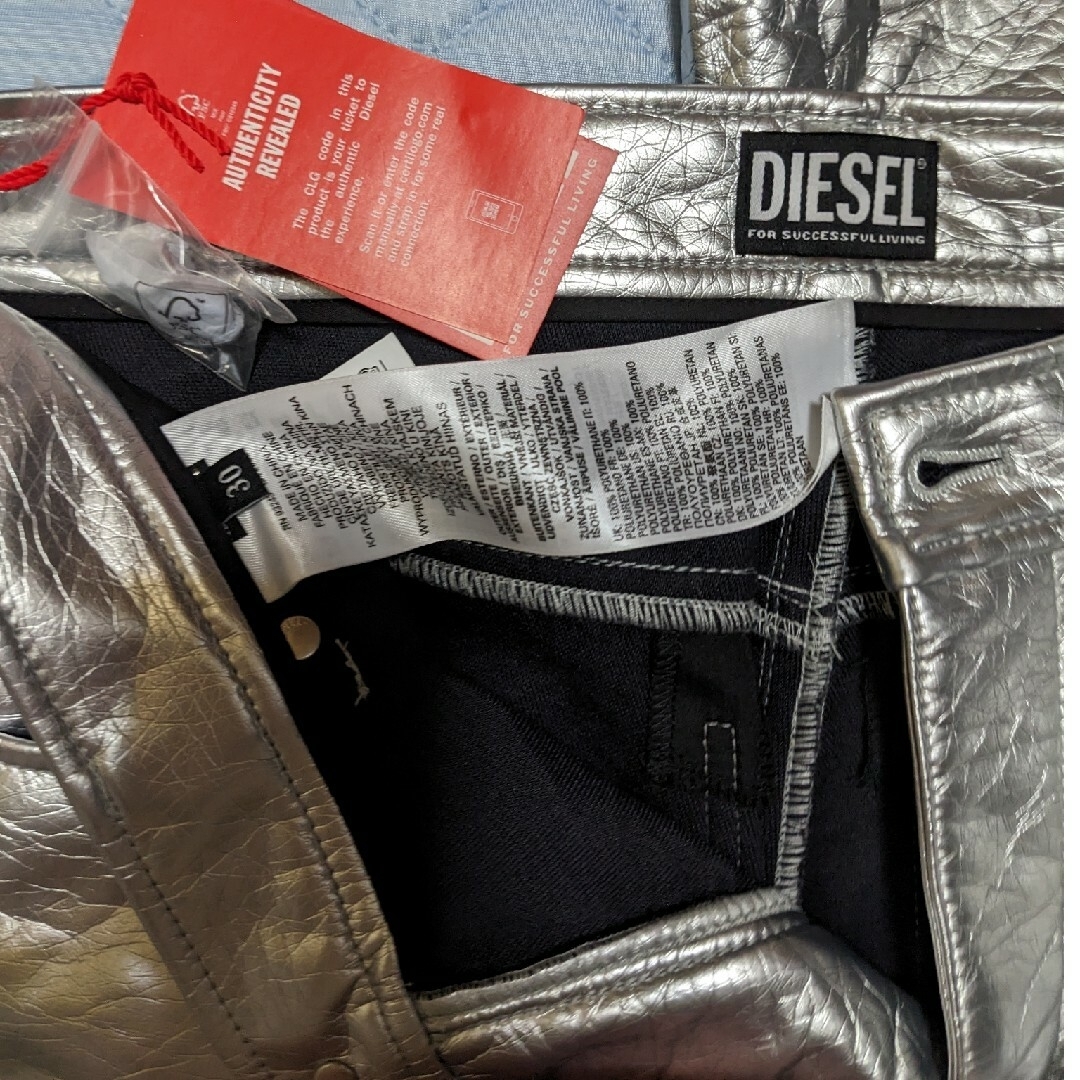 最終価格❢新品❢DIESEL シルバーパンツ 3