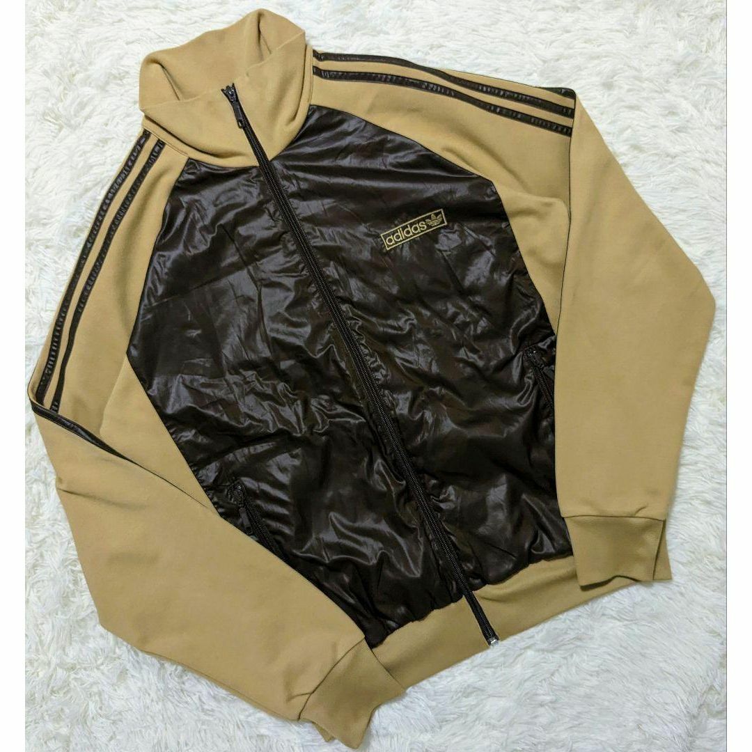 adidas　ジャケット　　　　　　美品