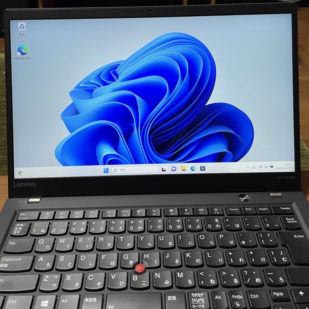 ThinkPad X1 Carbon【美品】