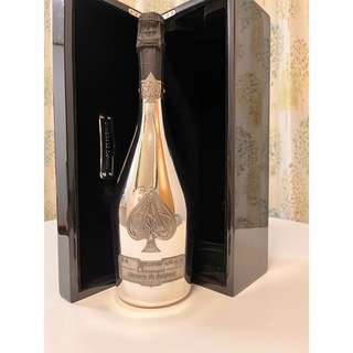 アルマンドシルバー　ブランドブラン750ml (箱、カバーあり)(シャンパン/スパークリングワイン)