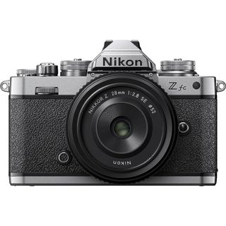 ニコン(Nikon)のZ fc 28mm f/2.8 Special Edition キット (ミラーレス一眼)