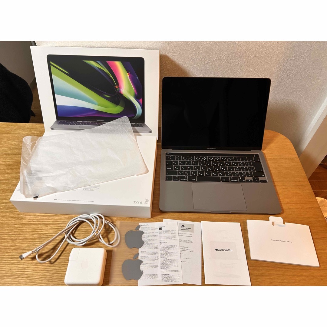 【ジャンク】MacBookAir 2020 凹み難あり