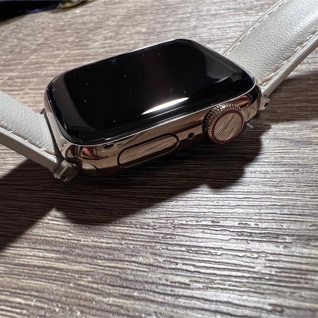 Apple Watch(アップルウォッチ)のApple Watch Series5 cellular  本体 6 7 8  スマホ/家電/カメラのスマホアクセサリー(その他)の商品写真