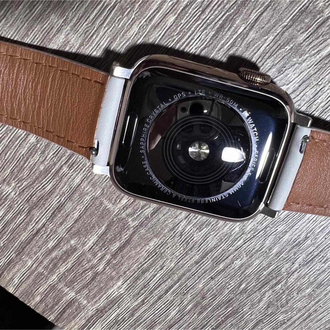 Apple Watch(アップルウォッチ)のApple Watch Series5 cellular  本体 6 7 8  スマホ/家電/カメラのスマホアクセサリー(その他)の商品写真