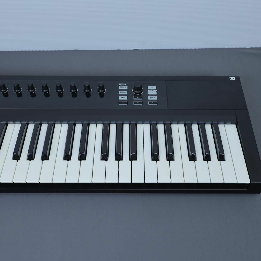 6381】 KOMPLETE KONTROL S49 MIDI キーボード-