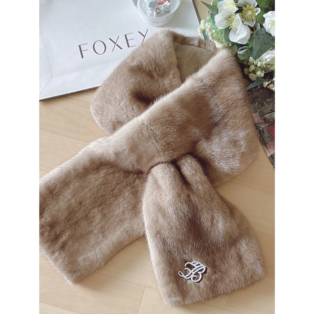 未使用FOXEY BOUTIQUE  ミンク　ベロアマフラー