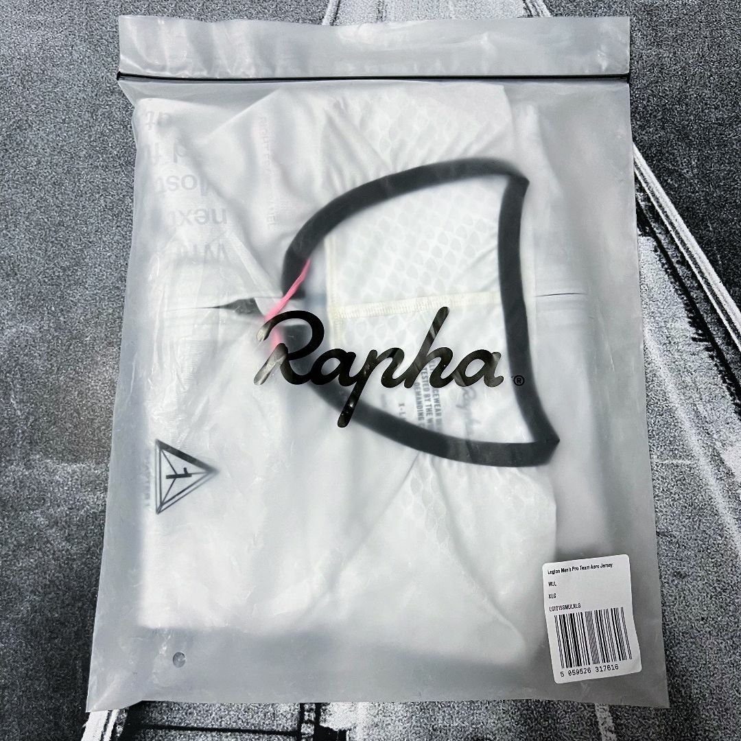 新品 Rapha 限定版 リージョン プロチーム エアロ ジャージ XLサイズの