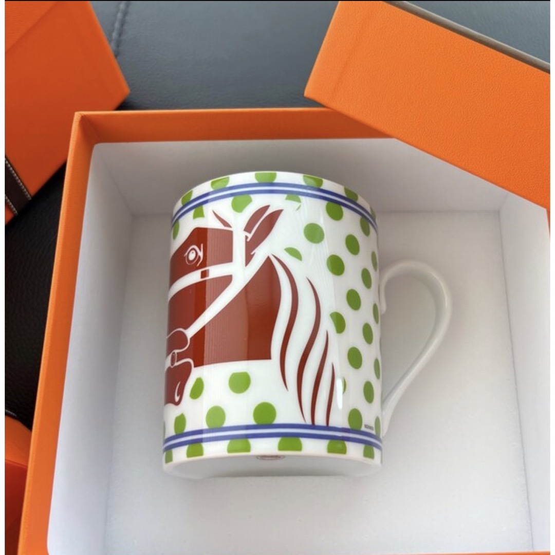 Hermes(エルメス)の新品⭐︎未使用　エルメス　マグカップ　完売　レア インテリア/住まい/日用品のキッチン/食器(食器)の商品写真