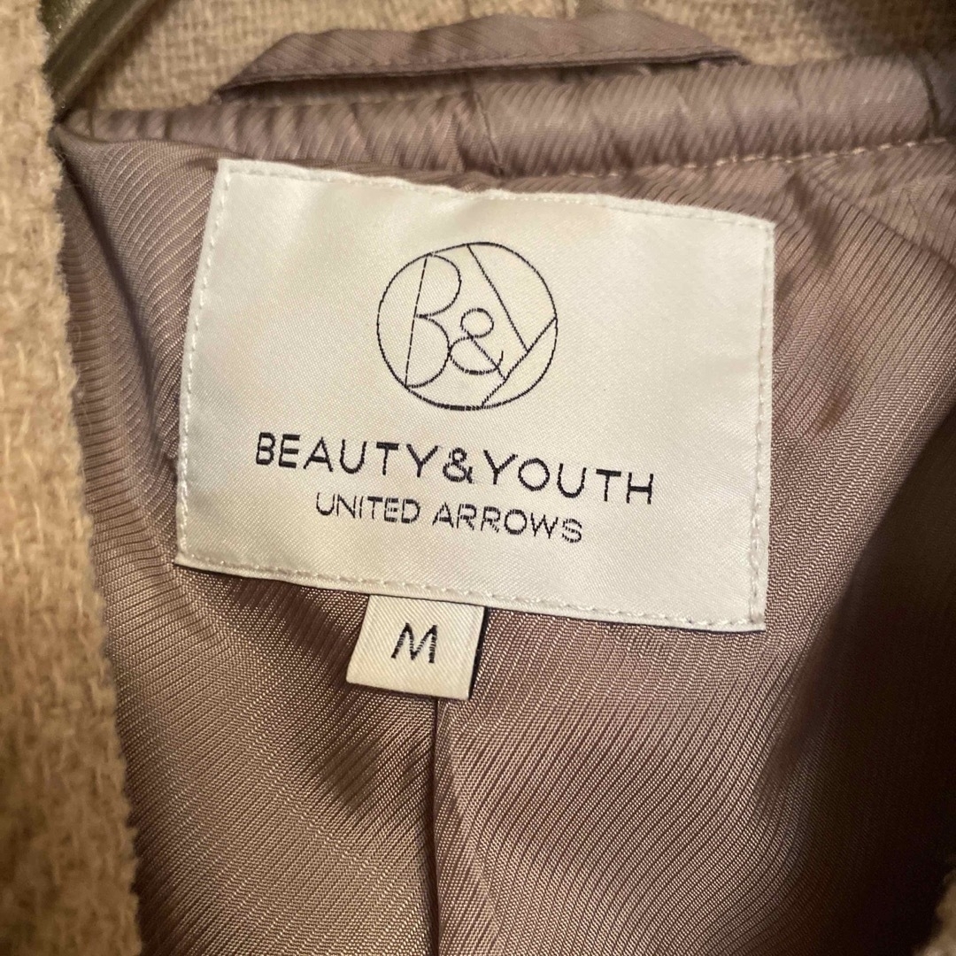 BEAUTY&YOUTH UNITED ARROWS(ビューティアンドユースユナイテッドアローズ)のビューティアンドユース　ショート　ダッフルコート レディースのジャケット/アウター(ダッフルコート)の商品写真