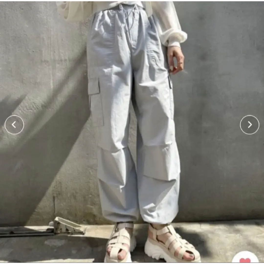 OLIVEdesOLIVE - 新品 olive des olive 裾しぼりゆるカーゴ OLIVEdesOLIVE - 新品 olive des olive 裾しぼりゆるカーゴ