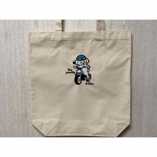 バイクに乗るトイプードルイラスト刺繍入りトートバッグ(トートバッグ)