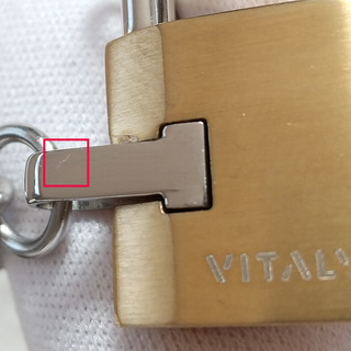 訳アリ品】Vitaly Safeguard 南京錠 ネックレス シルバー Aの通販 by ...