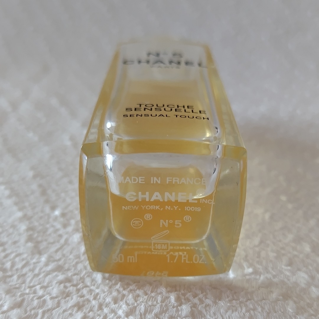 CHANEL(シャネル)のシャネル No.5 センシュアル タッチ　ジェル パフューム コスメ/美容の香水(香水(女性用))の商品写真