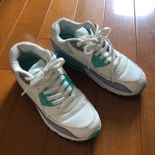 ナイキ(NIKE)のNIKE Air Max 24cmホワイト&エメラルドグリーン(スニーカー)