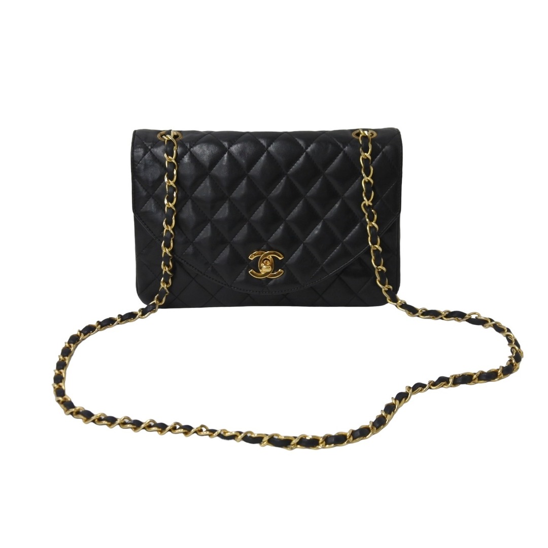 CHANEL シャネル マトラッセ ラウンドフラップ チェーン ショルダーバッグ ラムスキン 1番台 ブラック ココマーク 良品  54122