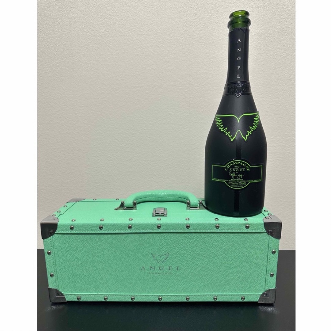 ♥シャンパン空き瓶・空き箱♥エンジェルシャンパン ヘイローグリーン | フリマアプリ ラクマ