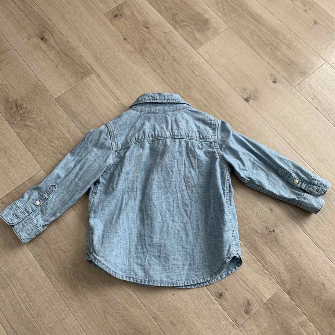 GAP(ギャップ)のGAP デニムシャツ キッズ/ベビー/マタニティのキッズ服男の子用(90cm~)(ブラウス)の商品写真